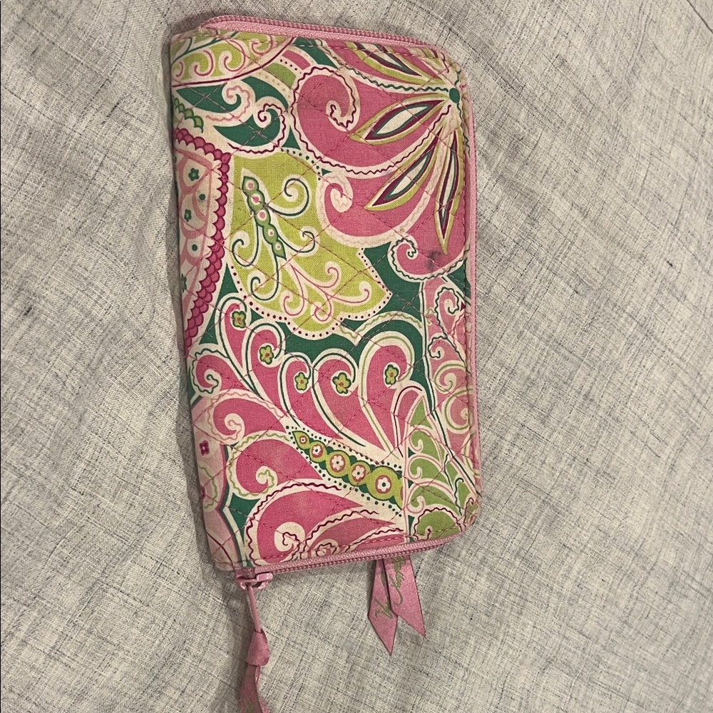 Vera Bradley wallet (vintage color)